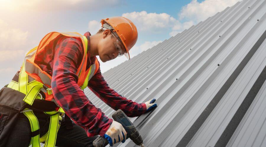Professional Emergency Roof Repairs services in Algonquin, IL